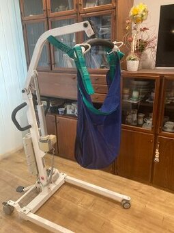 Zdvíhacie zariadenie pre imobilných