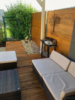 Moderný 2-izbový byt s predzáhradkou a parkovaním – Senec Ga