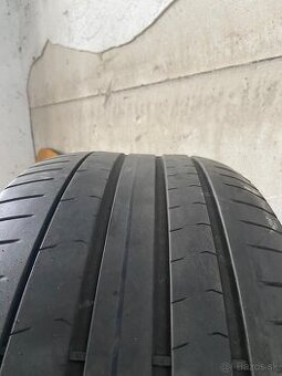 275/40r19 Pirelli RUN FLAT 1ks
