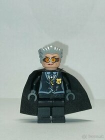 Lego postavička Madame hooch - light nougat head
