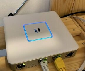 Ubiquiti UniFi Router