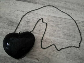 Čierny kabelka v tvare srdca s flitrami - 1