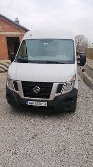 Nissan NV400