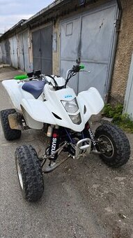 Suzuki LTZ 400