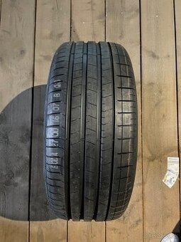 275/45 R21 107Y Pirelli P Zero (PZ4) MO