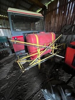Postrekovač 300l