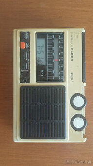 Retro radio RFT clock