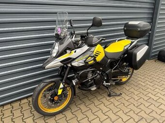 Suzuki DL 1000 V Strom XT REZERVOVANÉ