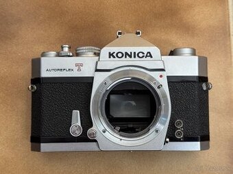 Konica Autoreflex T