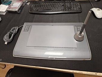 Wacom Intuos 3 (klasicky + wide) + Wacom Airbrush pero