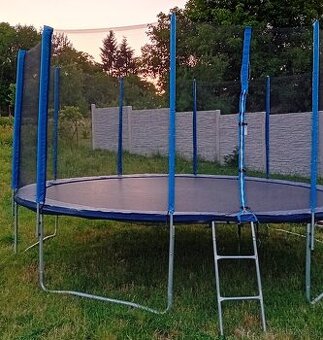 TRAMPOLÍNA 4,6 m
