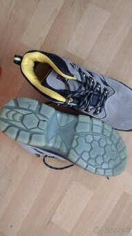 nove 44 topanky