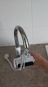 Elektrický prietokový ohrievač vody
