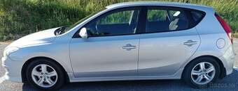 Predám Hyundai i30 1.6i (benzín), r.v. 2010, 99 000 km