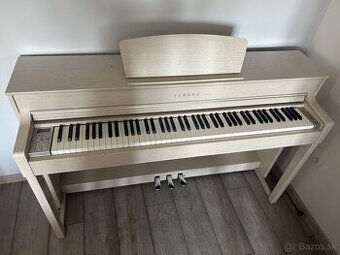 Klavír Clavinova CLP-535