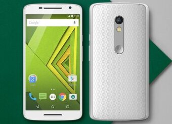 Motorola X Play