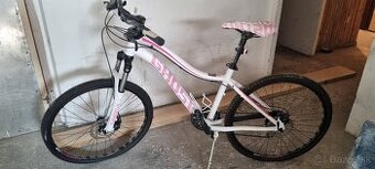 Damsky bicykel