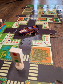 DJECO puzzle - Mesto (skladacia dráha - cesta)