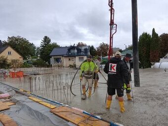 Hľadáme prácu v tuneli alebo v priemysle 3tesari