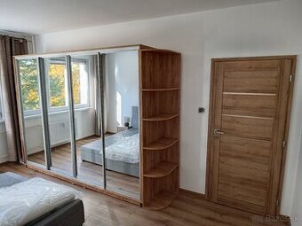 Prenájom 2 izbový byt Hliny VII, Žilina