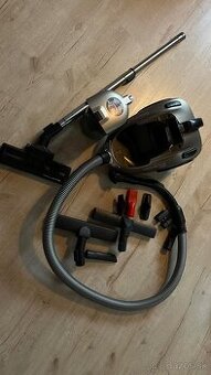 Rowenta Cyclonic bezvreckový