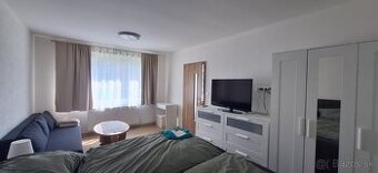 Prenájom  byt 38m2 Brezno centrum