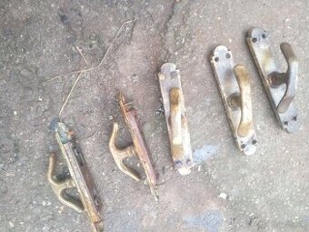 Mosadz.svietnik držiak kľučky na okná - 1