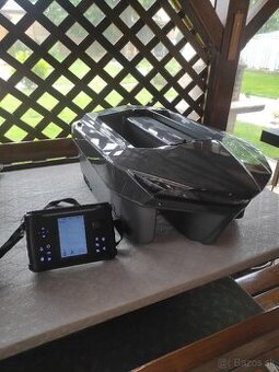 Zavážacia loďka Mivardi Carp Scout XL s GPS