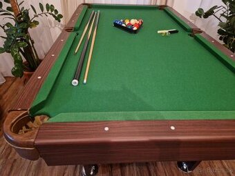 Biliardový stôl
