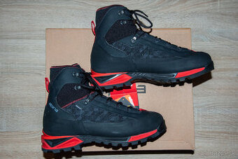 Trekové topánky ALPINA Carabiner - veľkosť EU 44 - UK 9,5