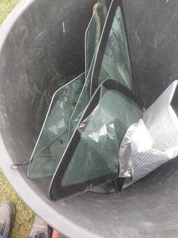 Sklá+svetlá Ford Escort