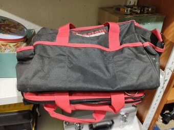 {40} Taška na náradie