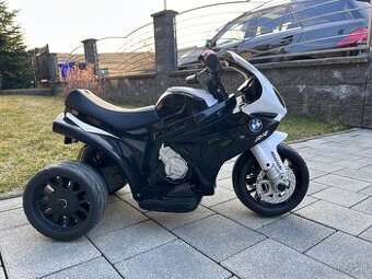 Elektrická motorka BMW