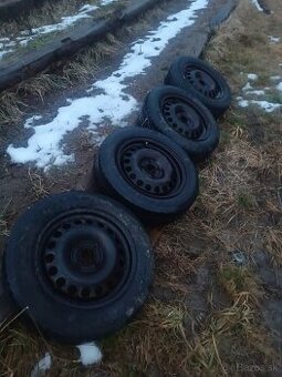 Predám celoročné pneu Tomket Allyear 3 na plecháčoch