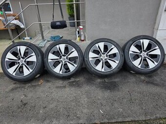 letnú sadu R19 originál z Mercedes Benz E klasse W214