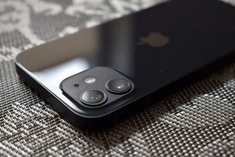 apple iphone 12 - 128 GB + krabica 3m nab. kabel - 2 x obal