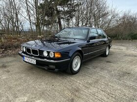 1993 BMW E32 750i Orientblau
