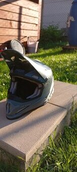 Motocrossova prilba Thor