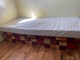 Válenda posteľ jednolôžková aj s matracom