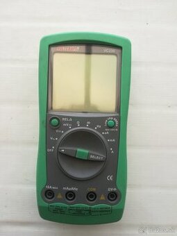 Digitálny multimeter