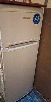 chladnicka Beko s mraznickou - 1