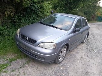Predam v CELKU ako subor nahradnych dielou OPEL ASTRA G