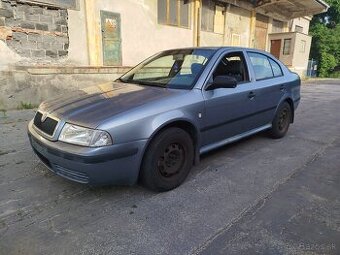 Skoda Octavia 1.6 SR 74kw benzín sedan rv.2004