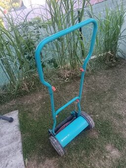 Mechanická kosačka Gardena 300