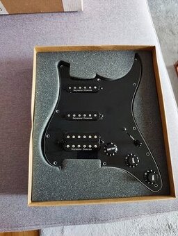 Stratocaster prewired pickguard