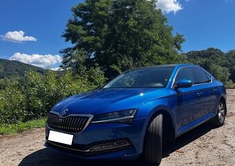 Škoda Superb 2.0 TDI 110 kW 7DSG - Modrá Race Blue Metalíza