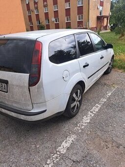 Predám Ford fórum 1.6tdci