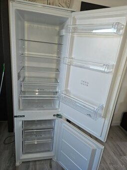 Eta vstavana chladnička 139190001F