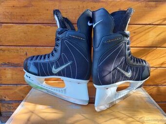 Predam korcule NIKE
