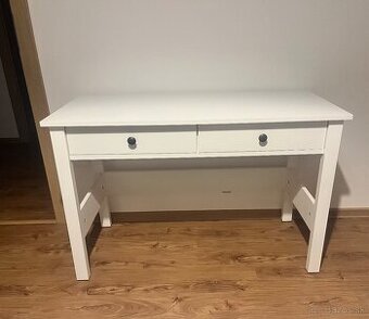 Pisaci stôl, stolik